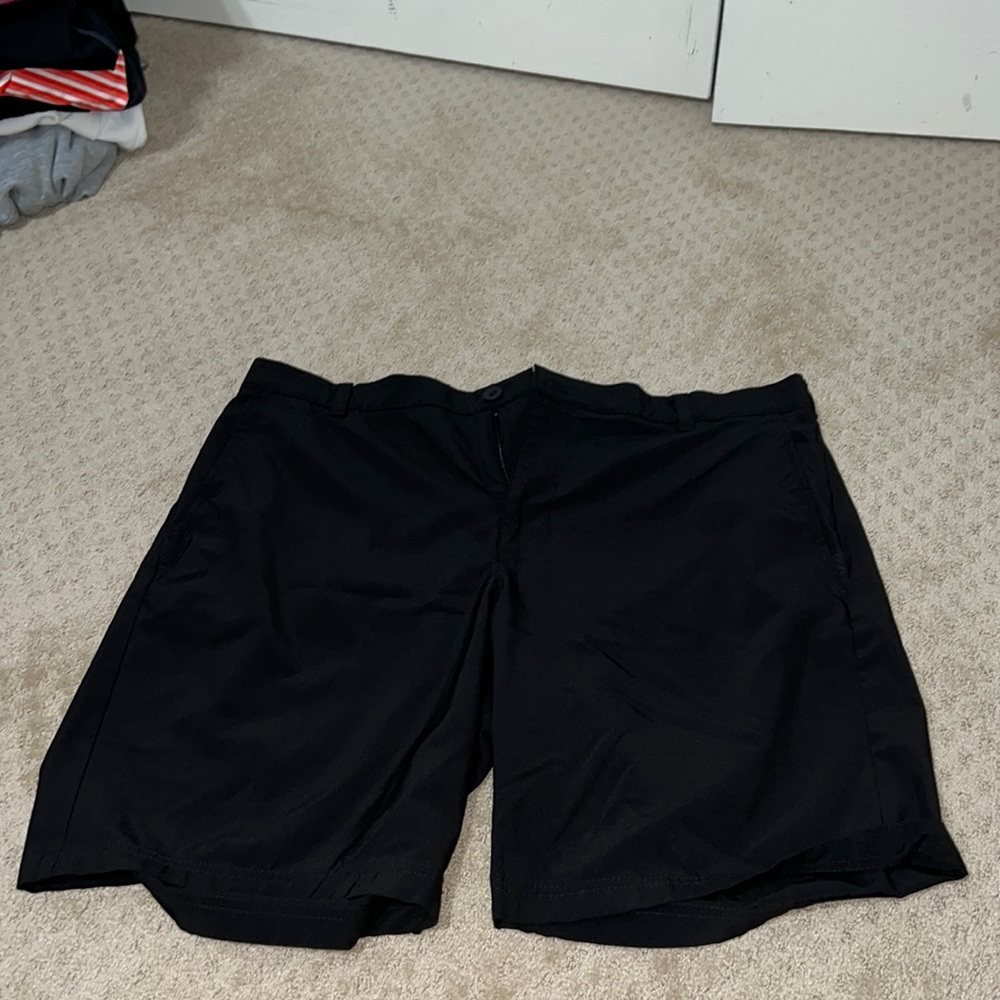IZOD golf shorts